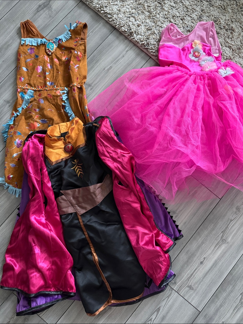 Lot of DISNEY AUTH DRESS UPS